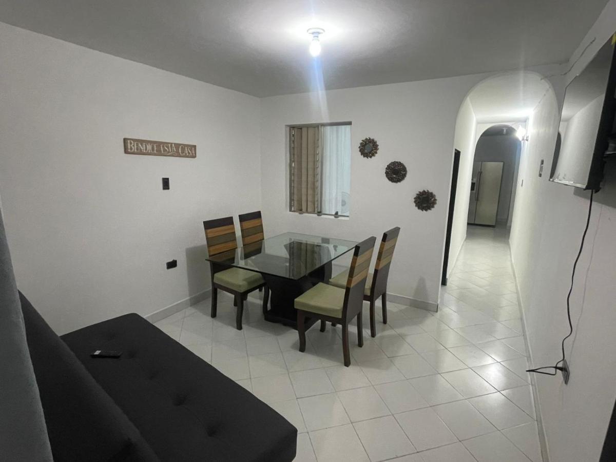 Aparta Casa La Eterna Primavera Medellín Eksteriør billede